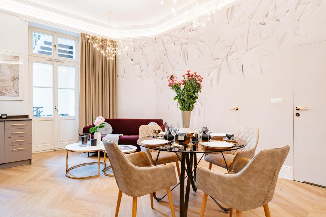 Dandelion Apartment - Loftaffair Krakau Buitenkant foto