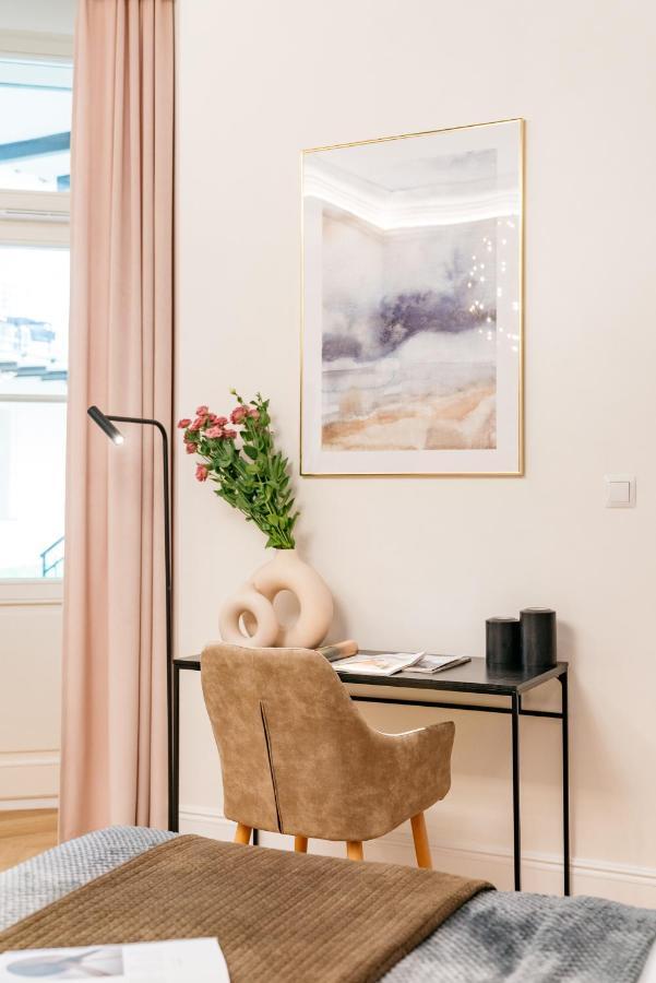 Dandelion Apartment - Loftaffair Krakau Buitenkant foto